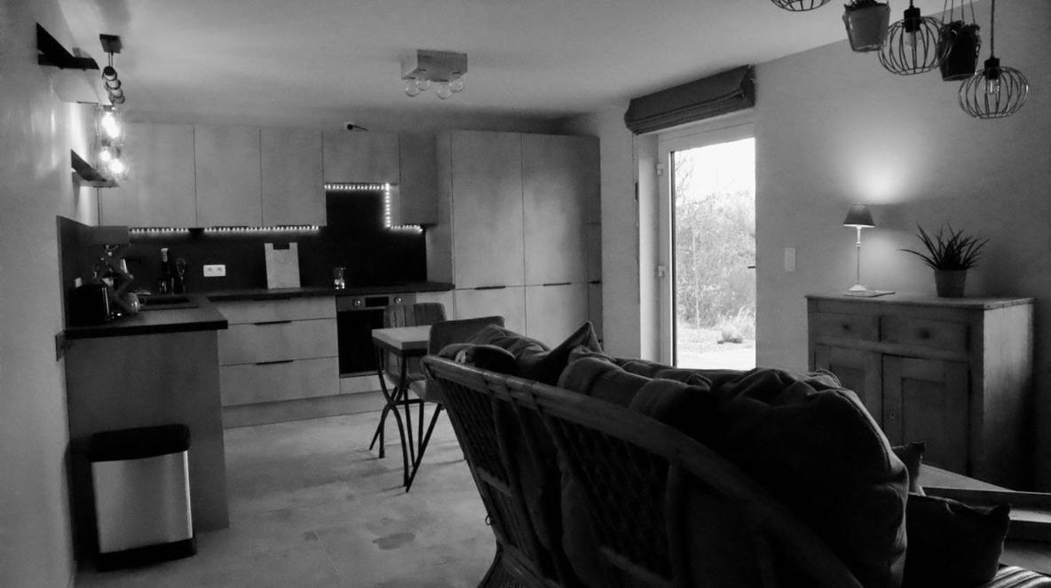 Ferienwohnung Le Harini Manhay Exterior foto