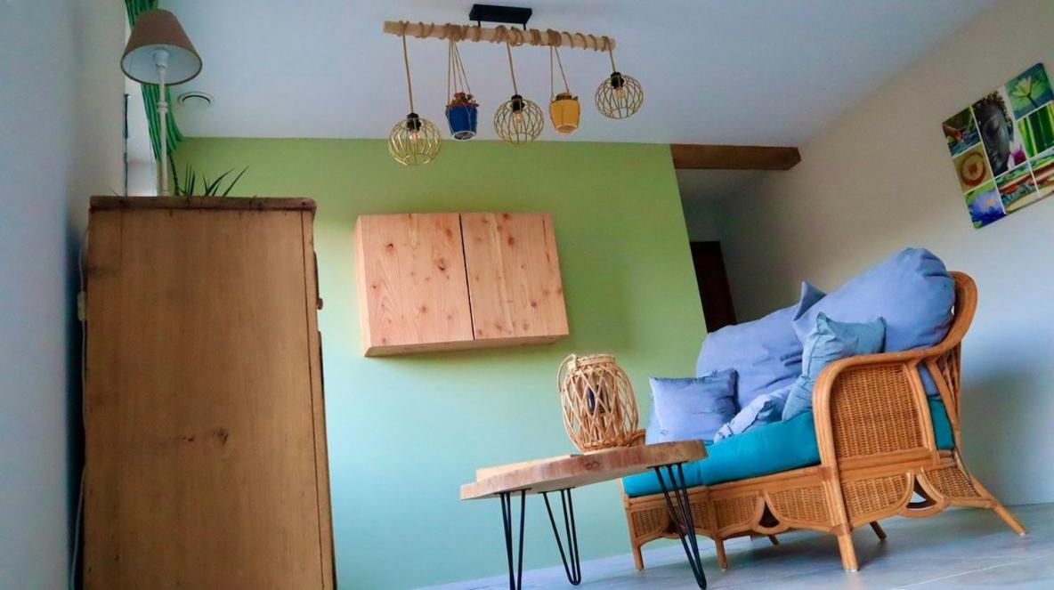 Ferienwohnung Le Harini Manhay Exterior foto